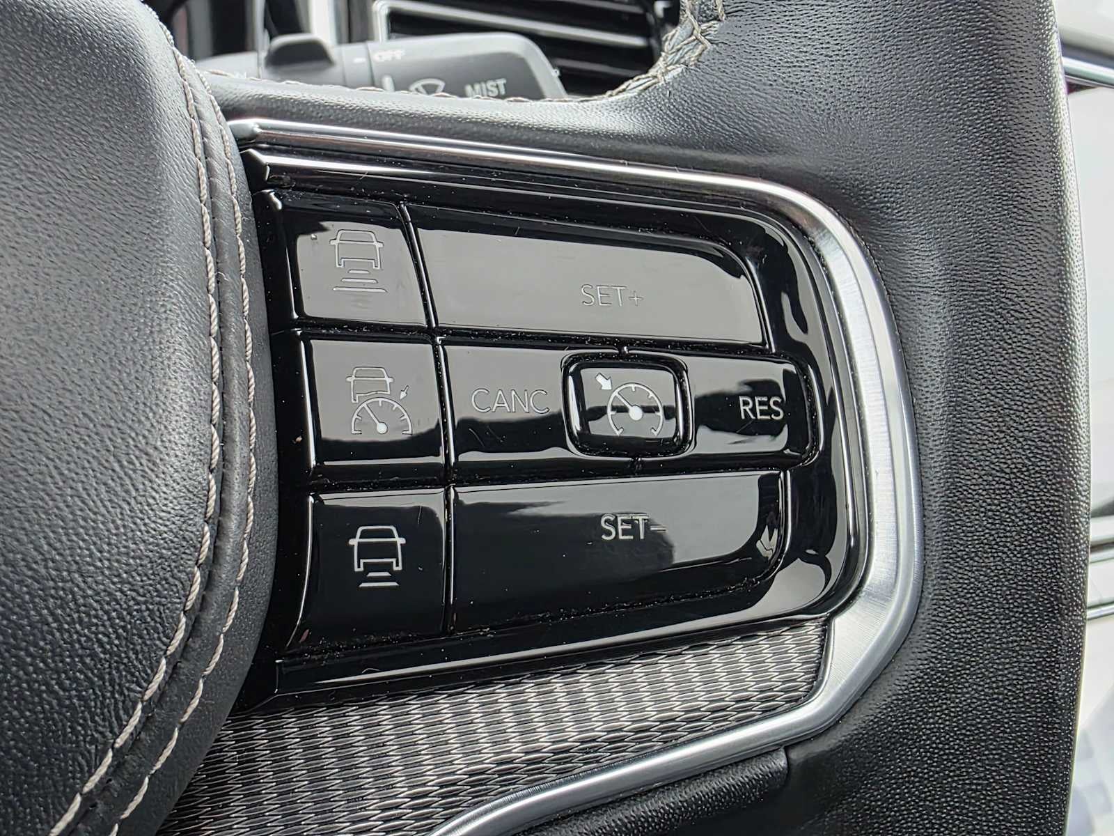 2024 Jeep Grand Wagoneer L Series II