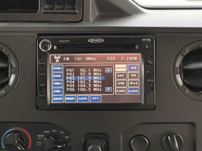 2011 Ford Econoline Cutaway E-450 Super Duty 158" DRW