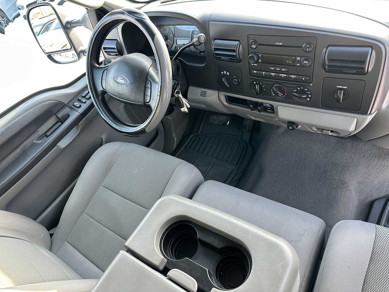 2006 Ford Super Duty F-350 SRW Lariat