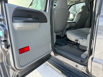 2006 Ford Super Duty F-350 SRW Lariat