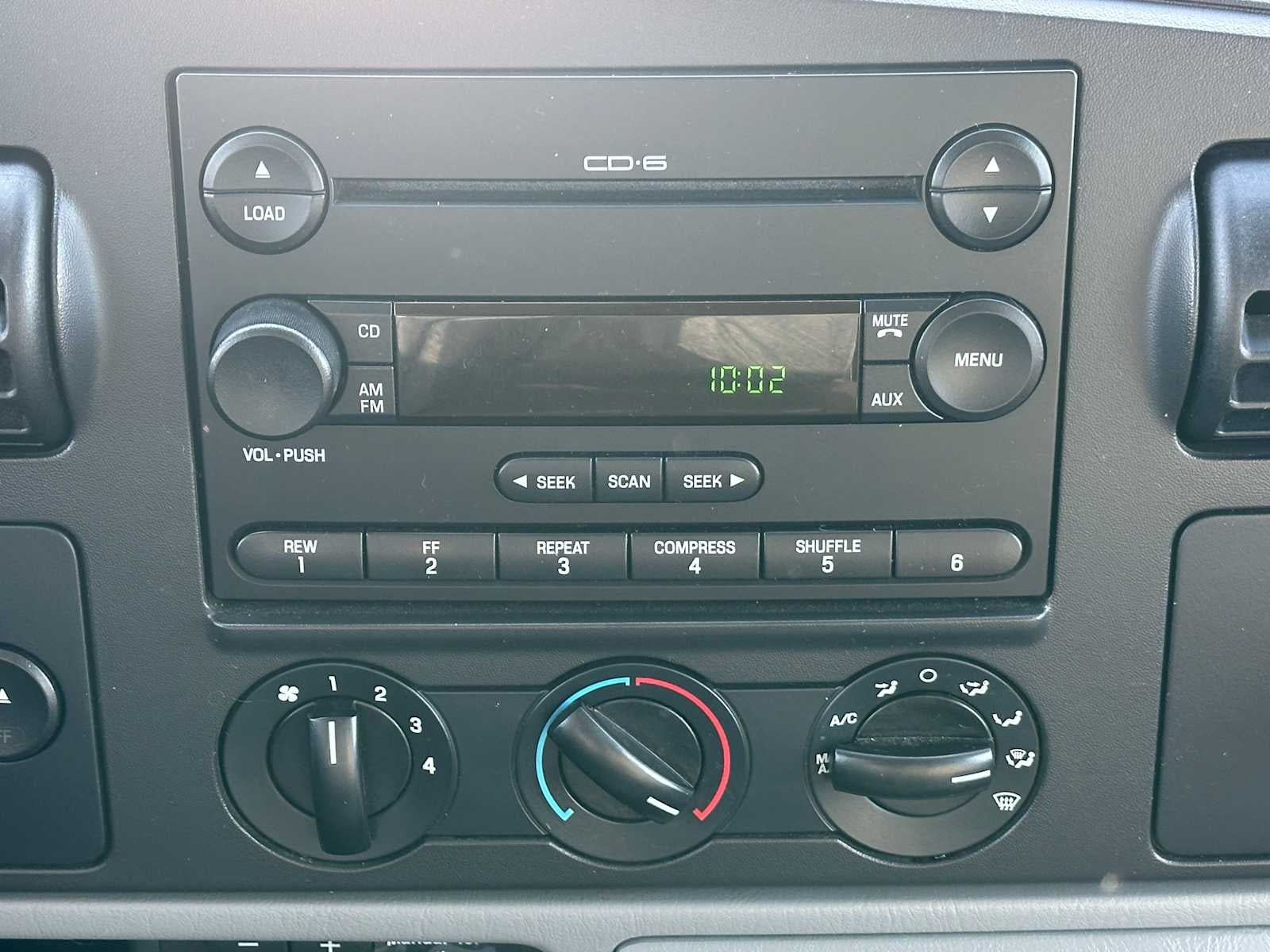 2006 Ford Super Duty F-350 SRW Lariat