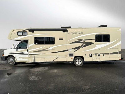 2014 Chevrolet Express 4500 Van 159"