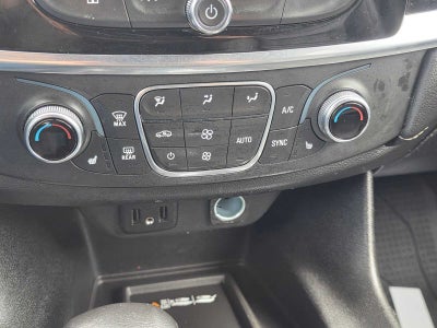 2022 Chevrolet Traverse LT Leather
