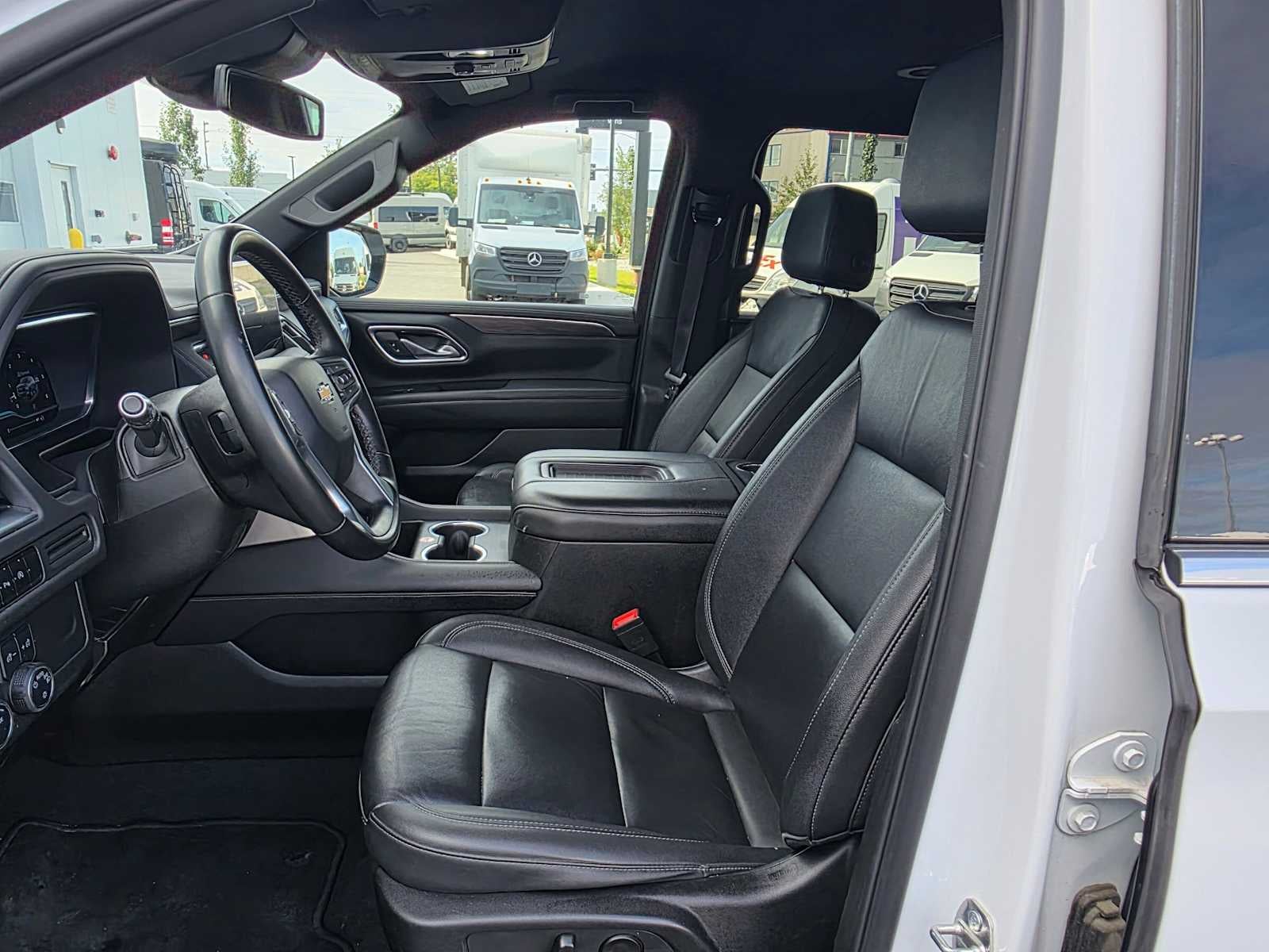 2024 Chevrolet Suburban LT