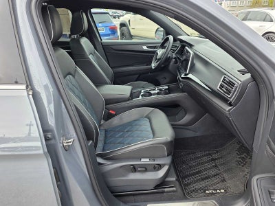 2025 Volkswagen Atlas Cross Sport 2.0T SEL Premium R-Line