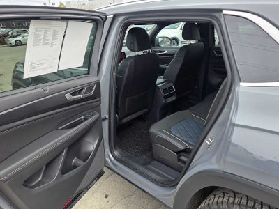 2025 Volkswagen Atlas Cross Sport 2.0T SEL Premium R-Line
