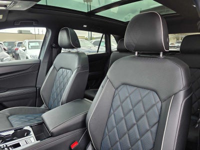 2025 Volkswagen Atlas Cross Sport 2.0T SEL Premium R-Line
