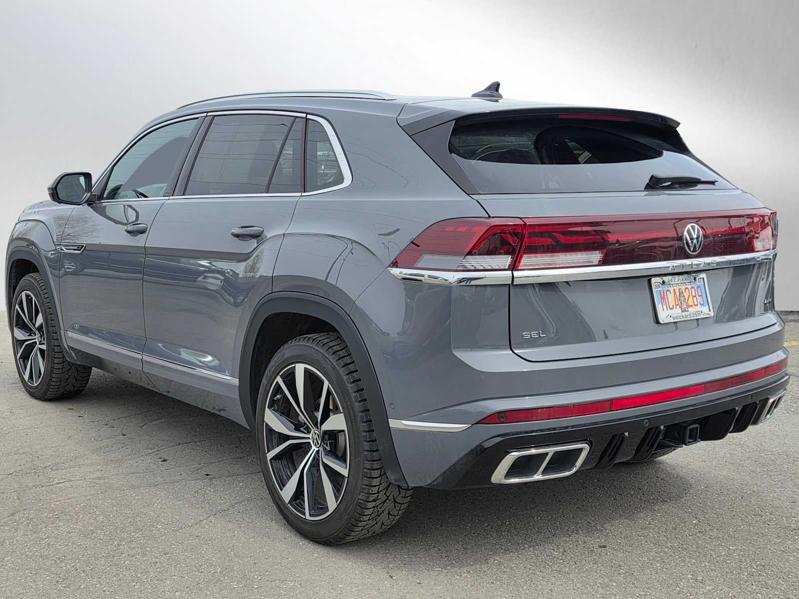 2025 Volkswagen Atlas Cross Sport 2.0T SEL Premium R-Line