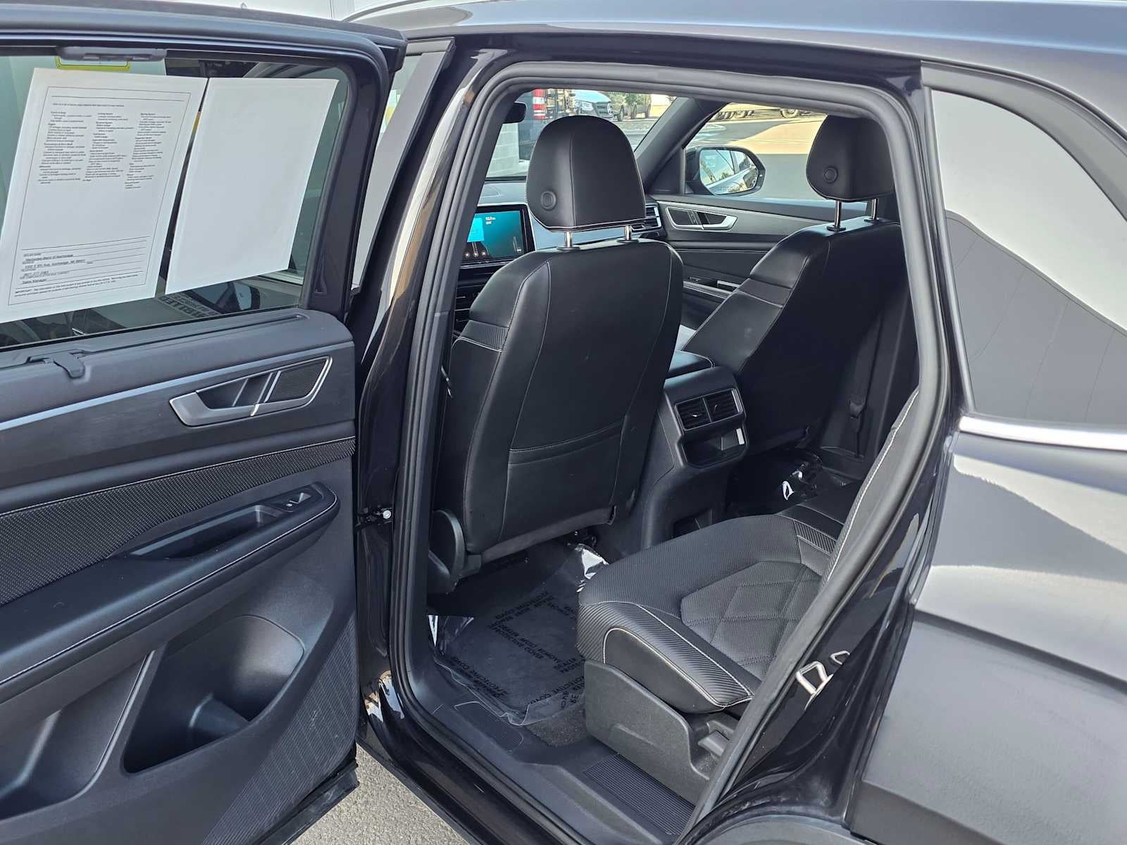2024 Volkswagen Atlas Cross Sport 2.0T SE w/Technology