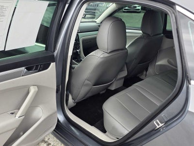2016 Volkswagen Passat 1.8T S