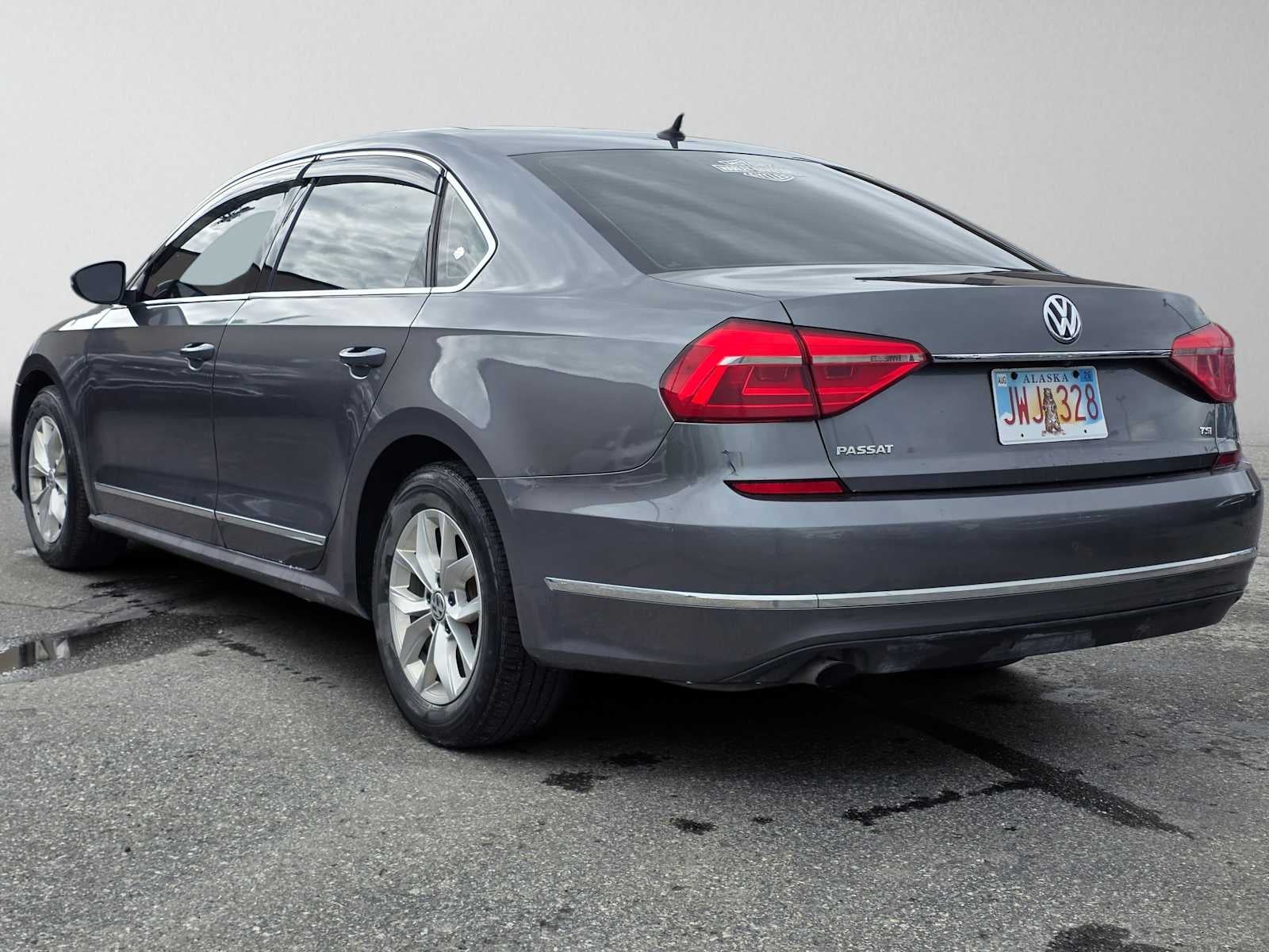 2016 Volkswagen Passat 1.8T S
