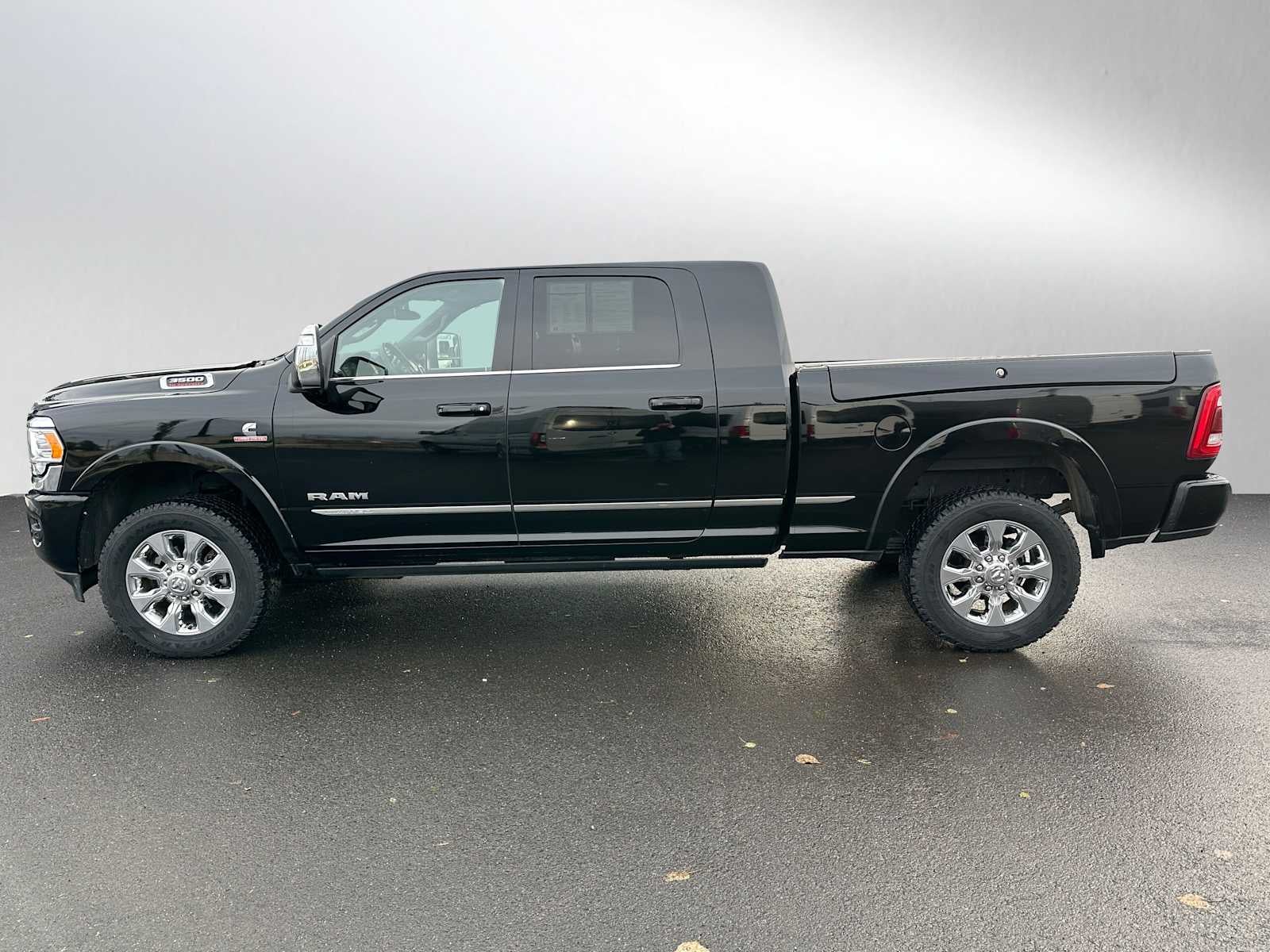 2024 RAM 3500 Limited