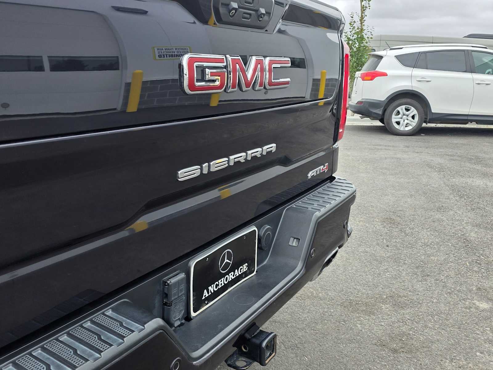 2022 GMC Sierra 1500 AT4