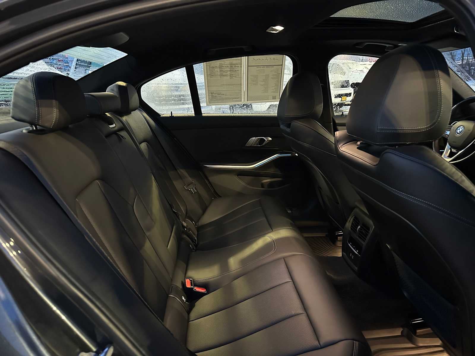 2022 BMW 3 Series 330e xDrive