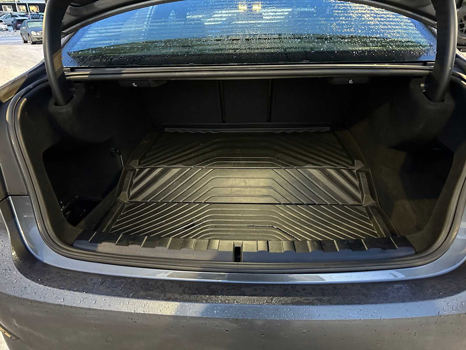 2022 BMW 3 Series 330e xDrive