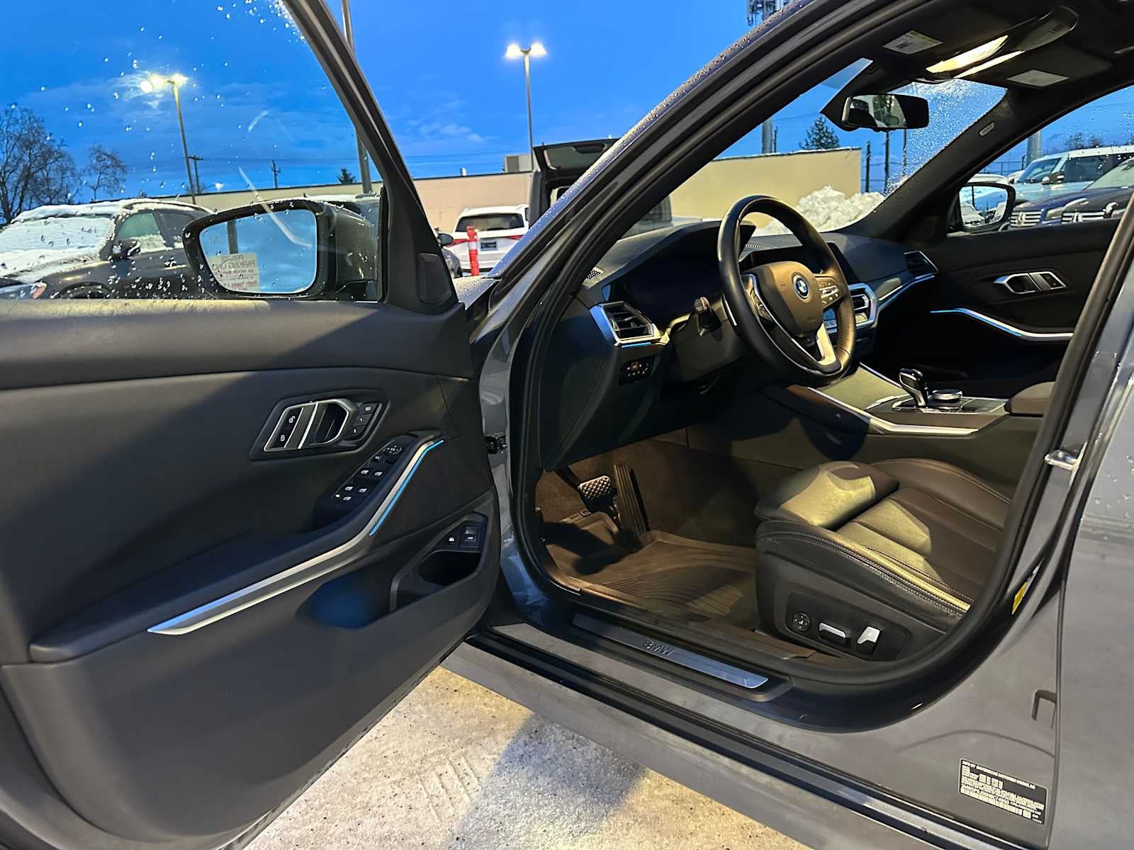 2022 BMW 3 Series 330e xDrive