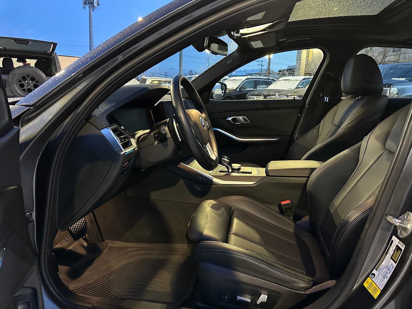 2022 BMW 3 Series 330e xDrive