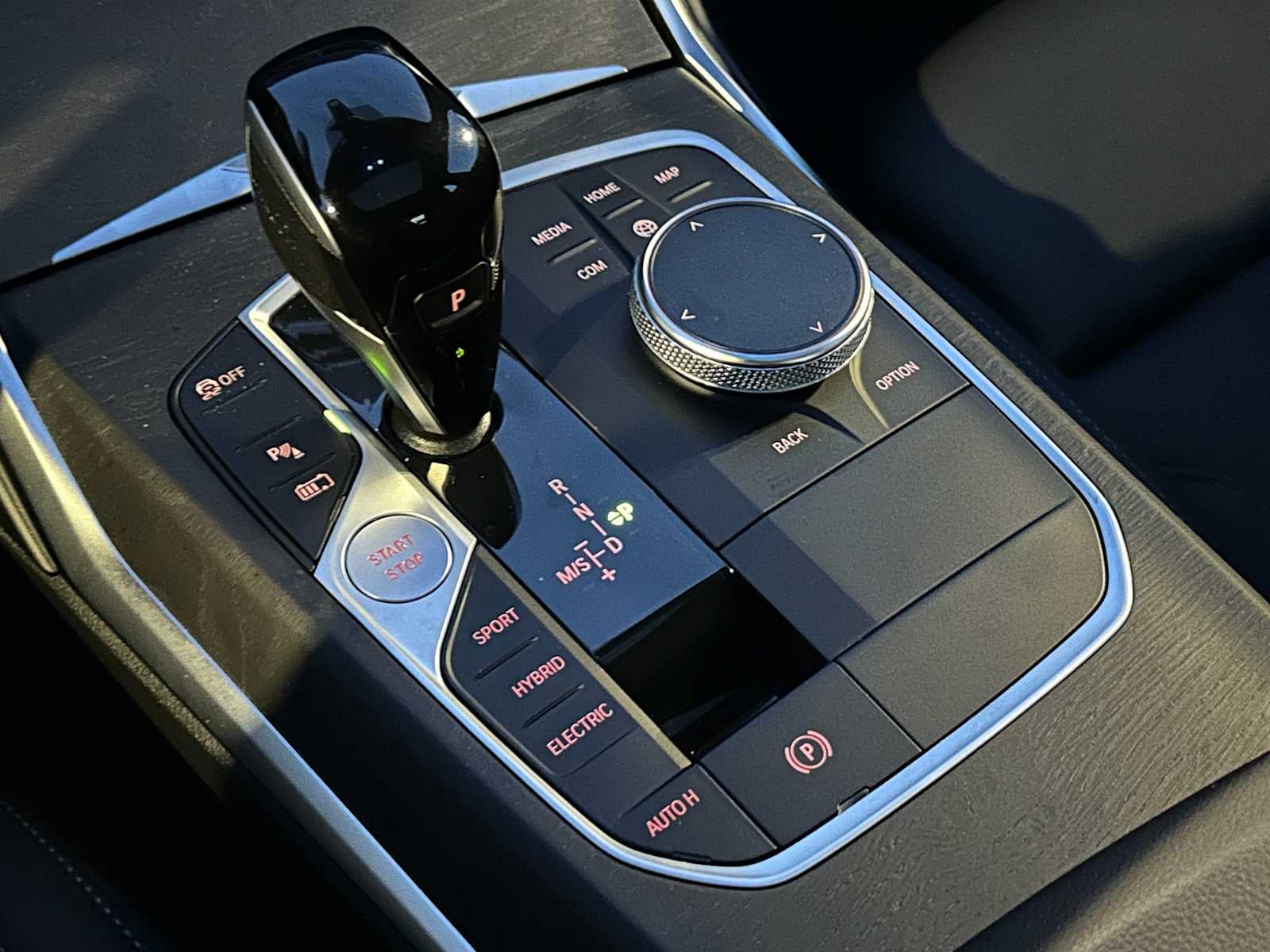 2022 BMW 3 Series 330e xDrive