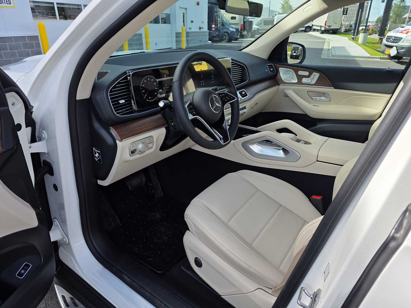 2026 Mercedes-Benz GLS 450 4MATIC® SUV