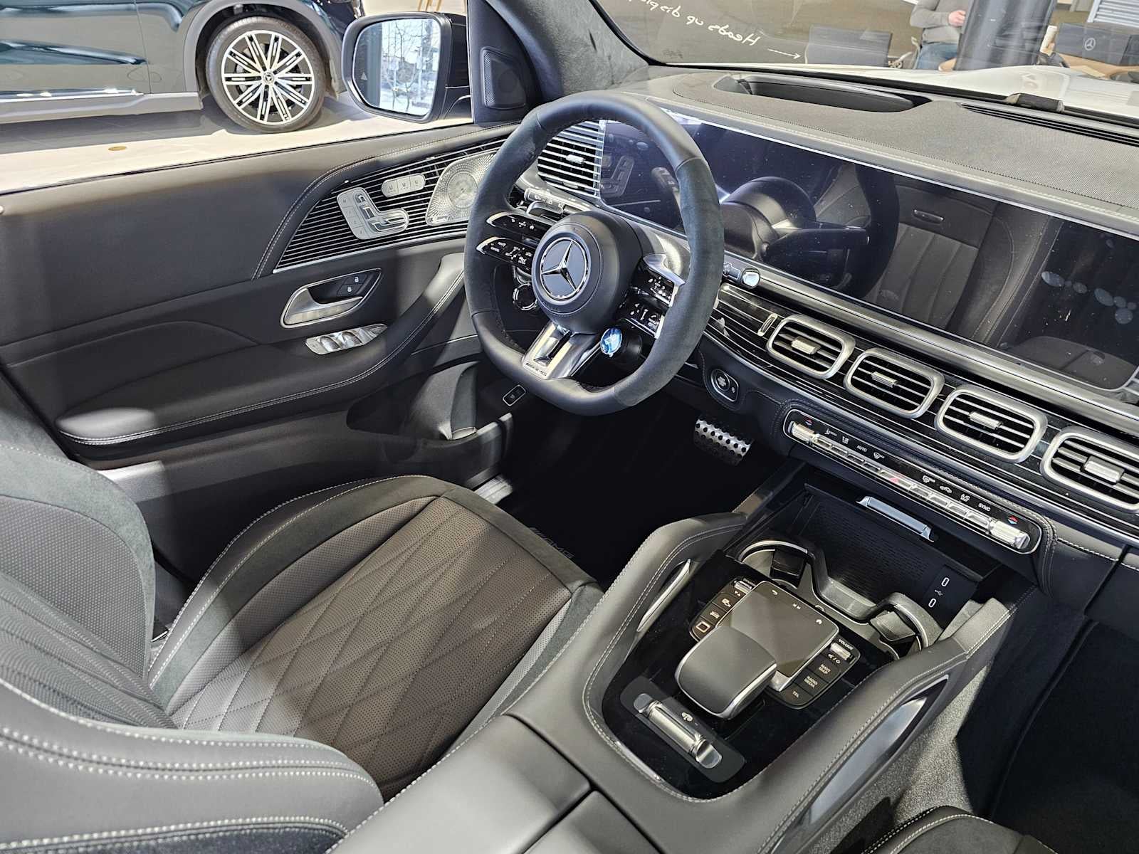 2025 Mercedes-Benz GLS AMG® GLS 63