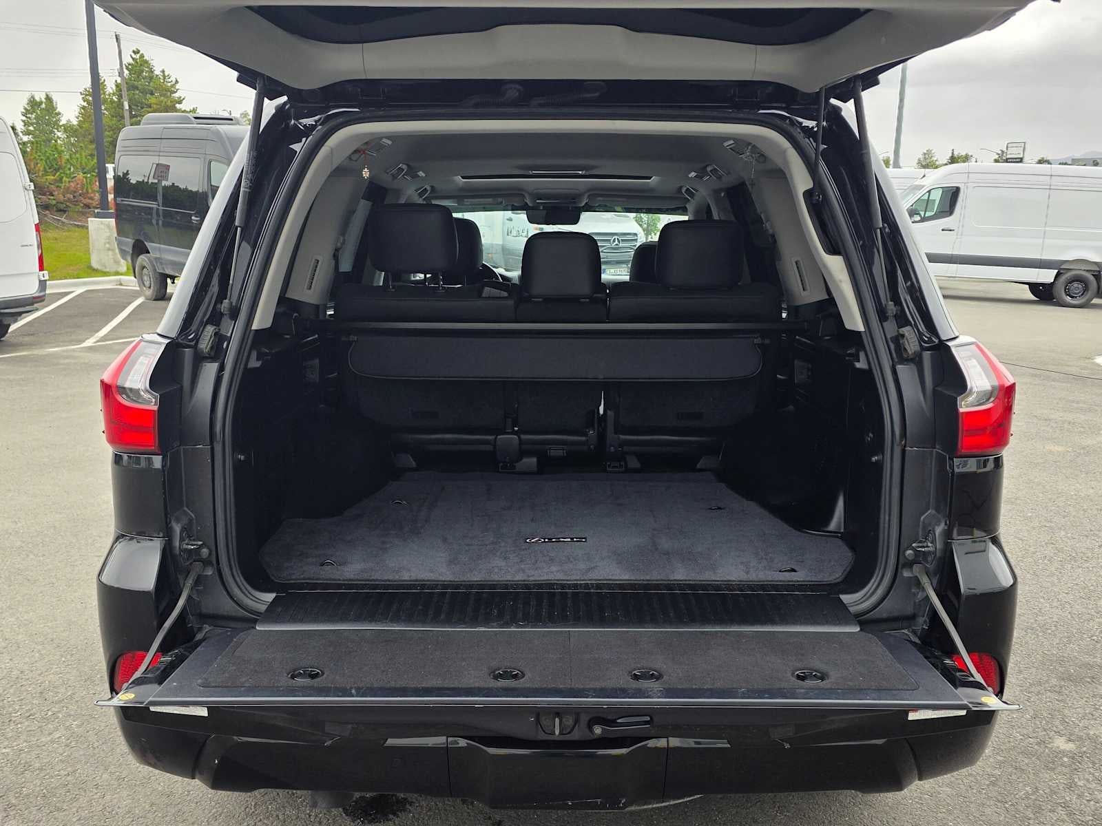 2021 Lexus LX 570 LX 570