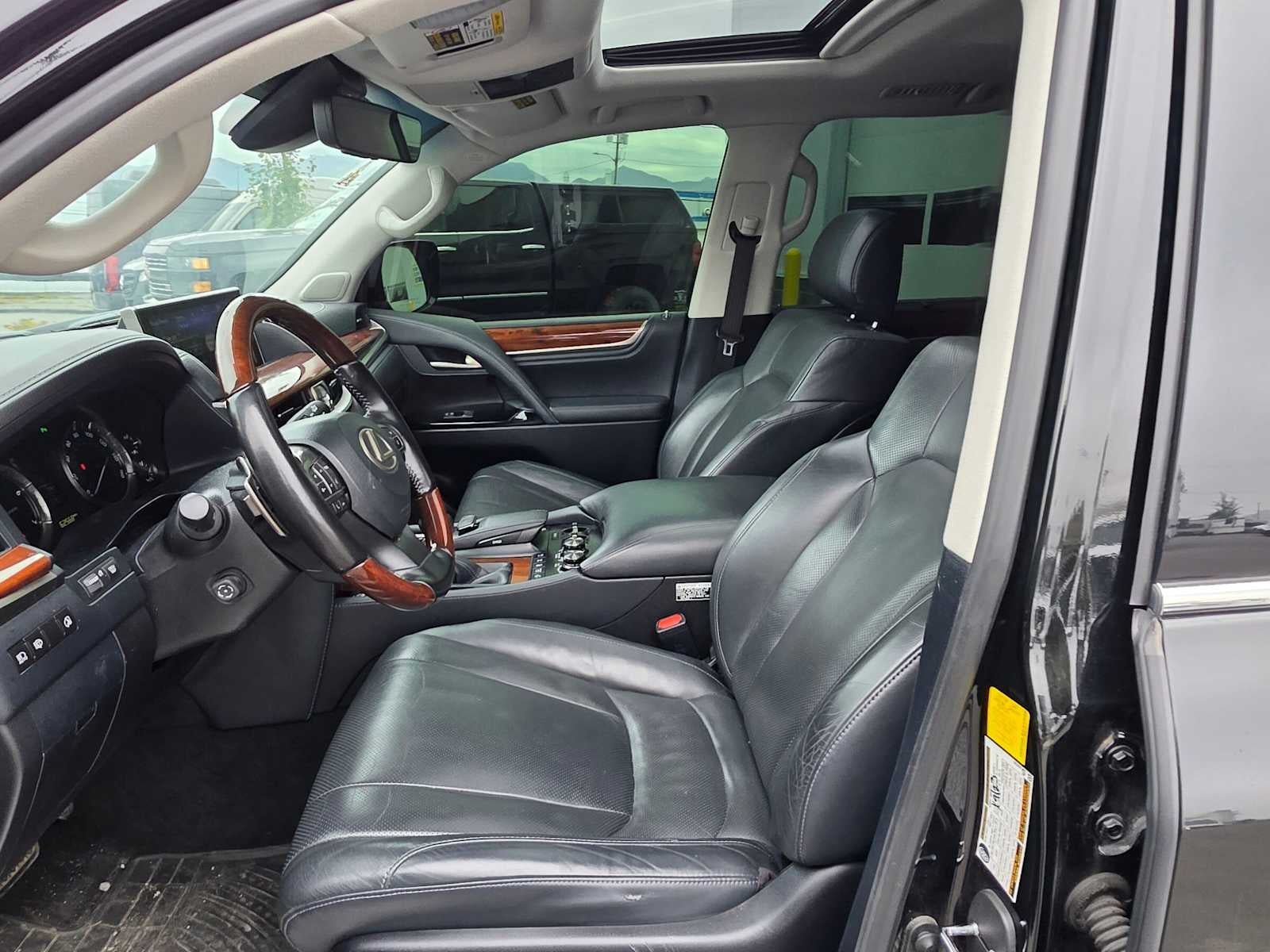 2021 Lexus LX 570 LX 570
