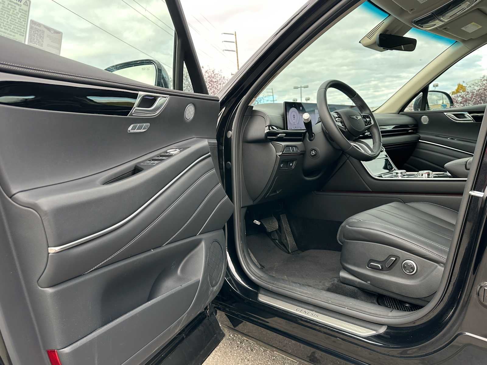 2025 Genesis GV80 Standard