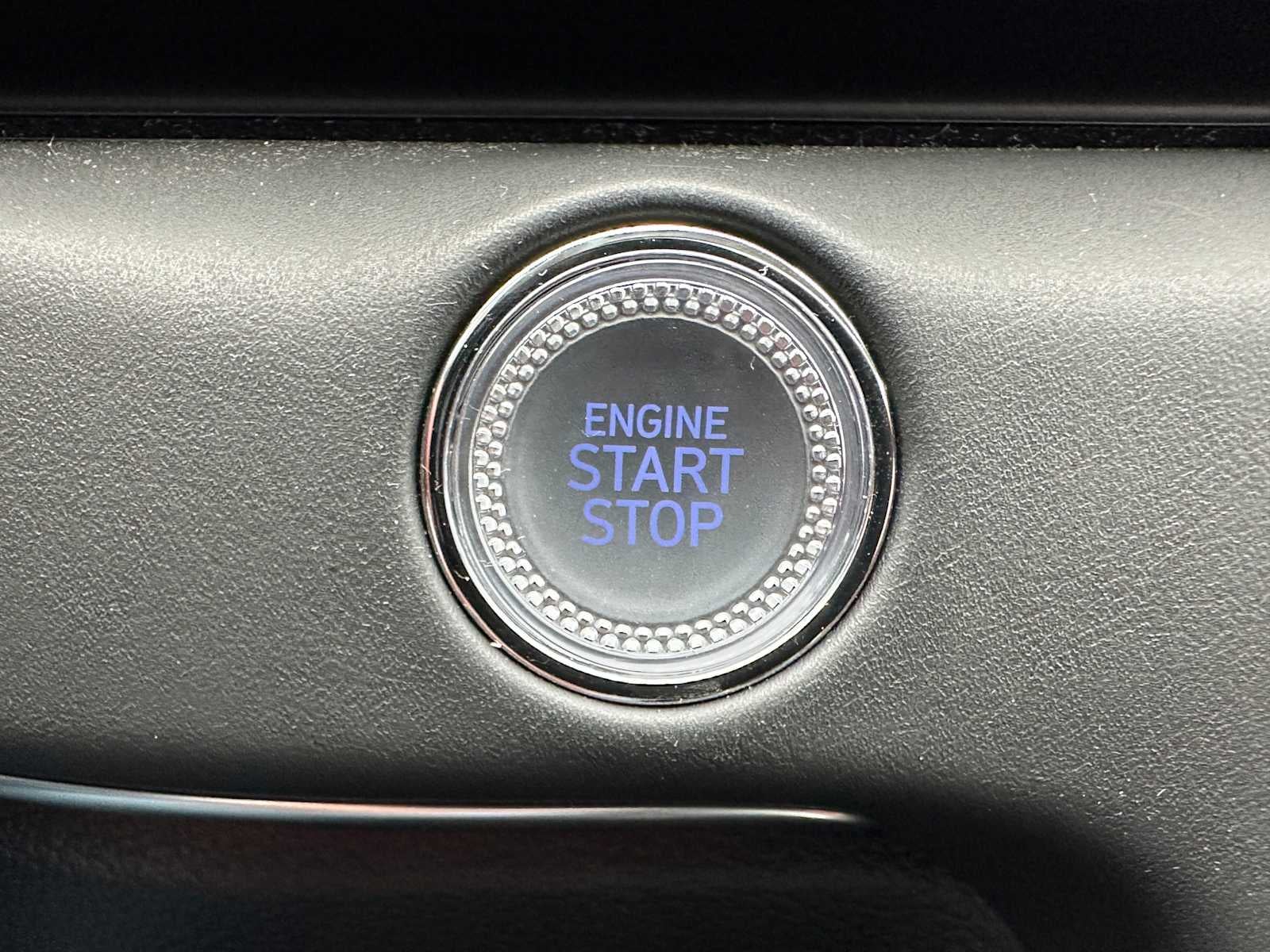 2025 Genesis GV80 Standard