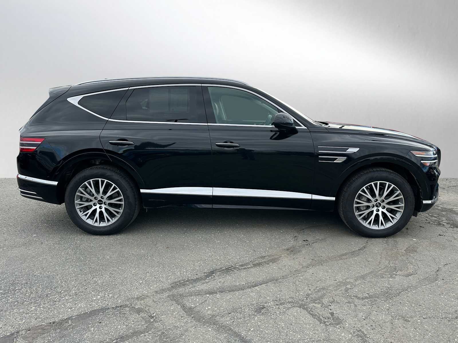 2025 Genesis GV80 Standard