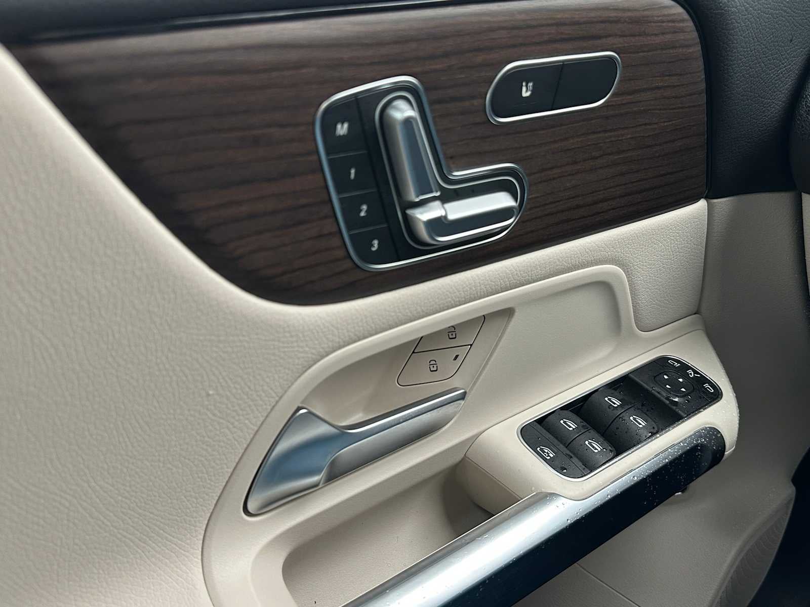 2026 Mercedes-Benz GLB GLB 250