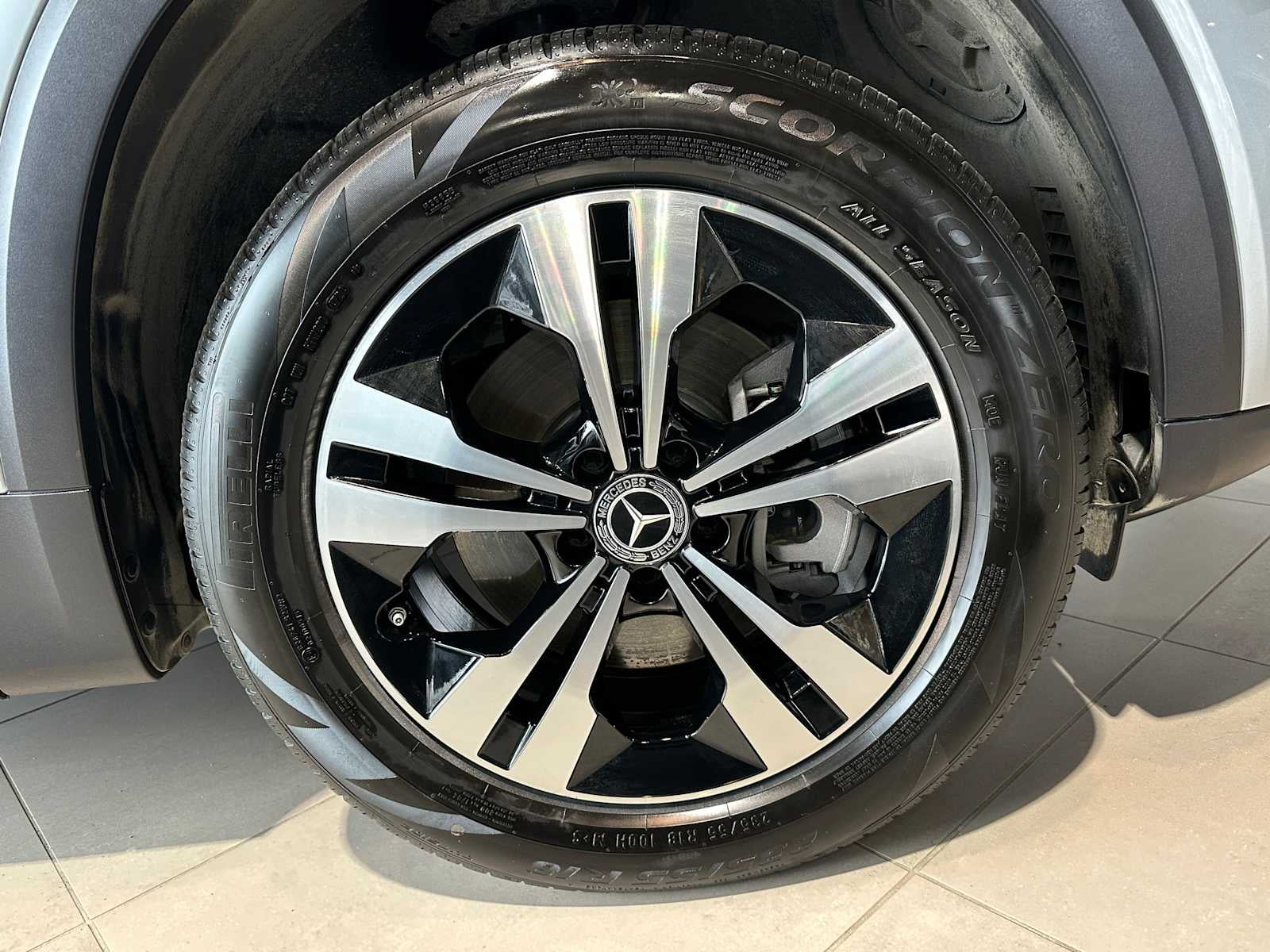 2025 Mercedes-Benz GLB 250 GLB 250