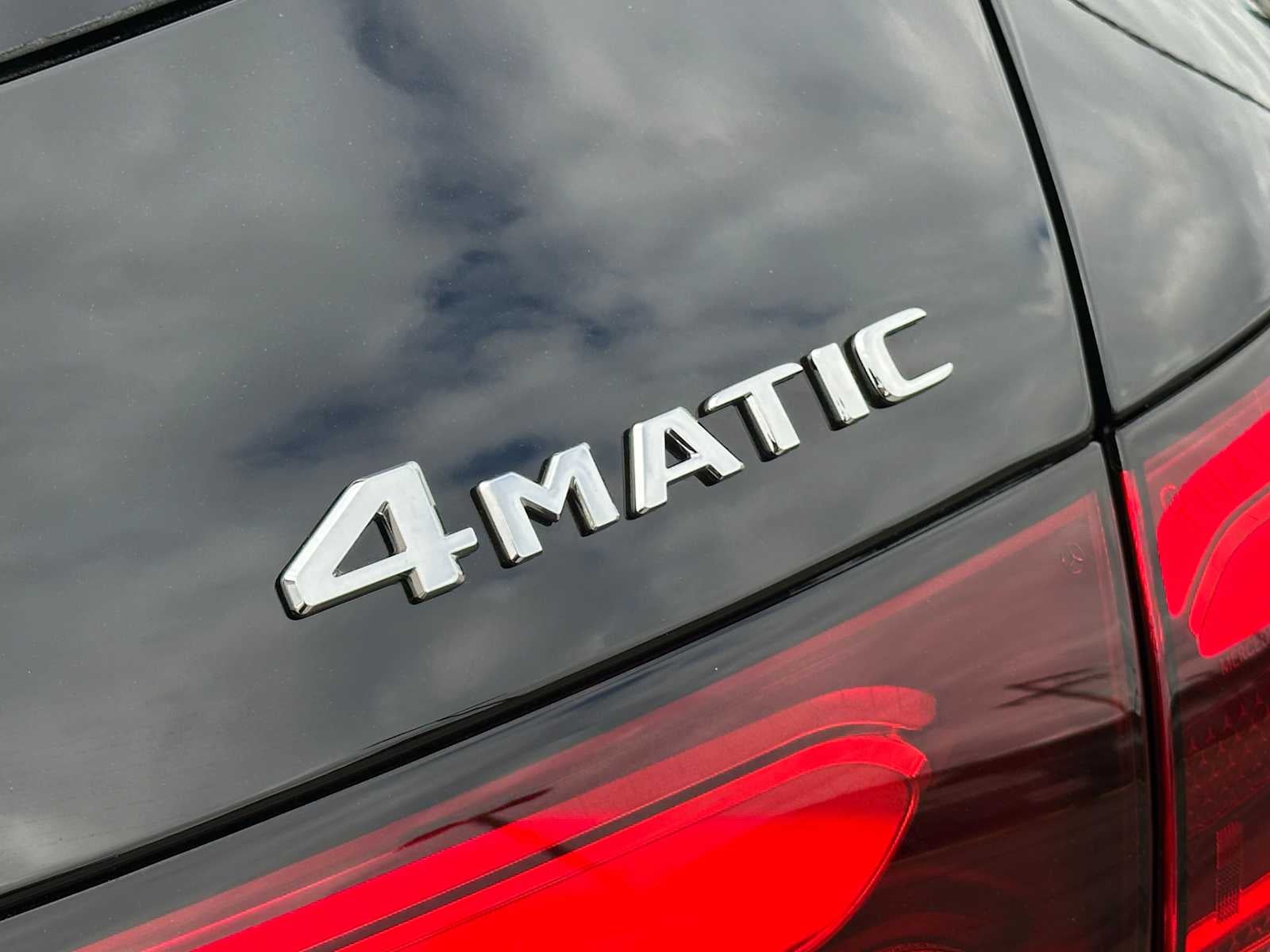 2025 Mercedes-Benz GLC GLC 300