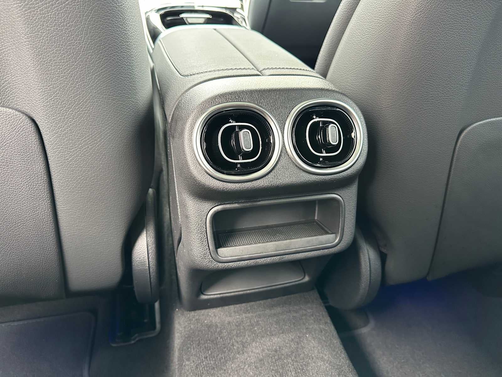 2025 Mercedes-Benz GLC GLC 300