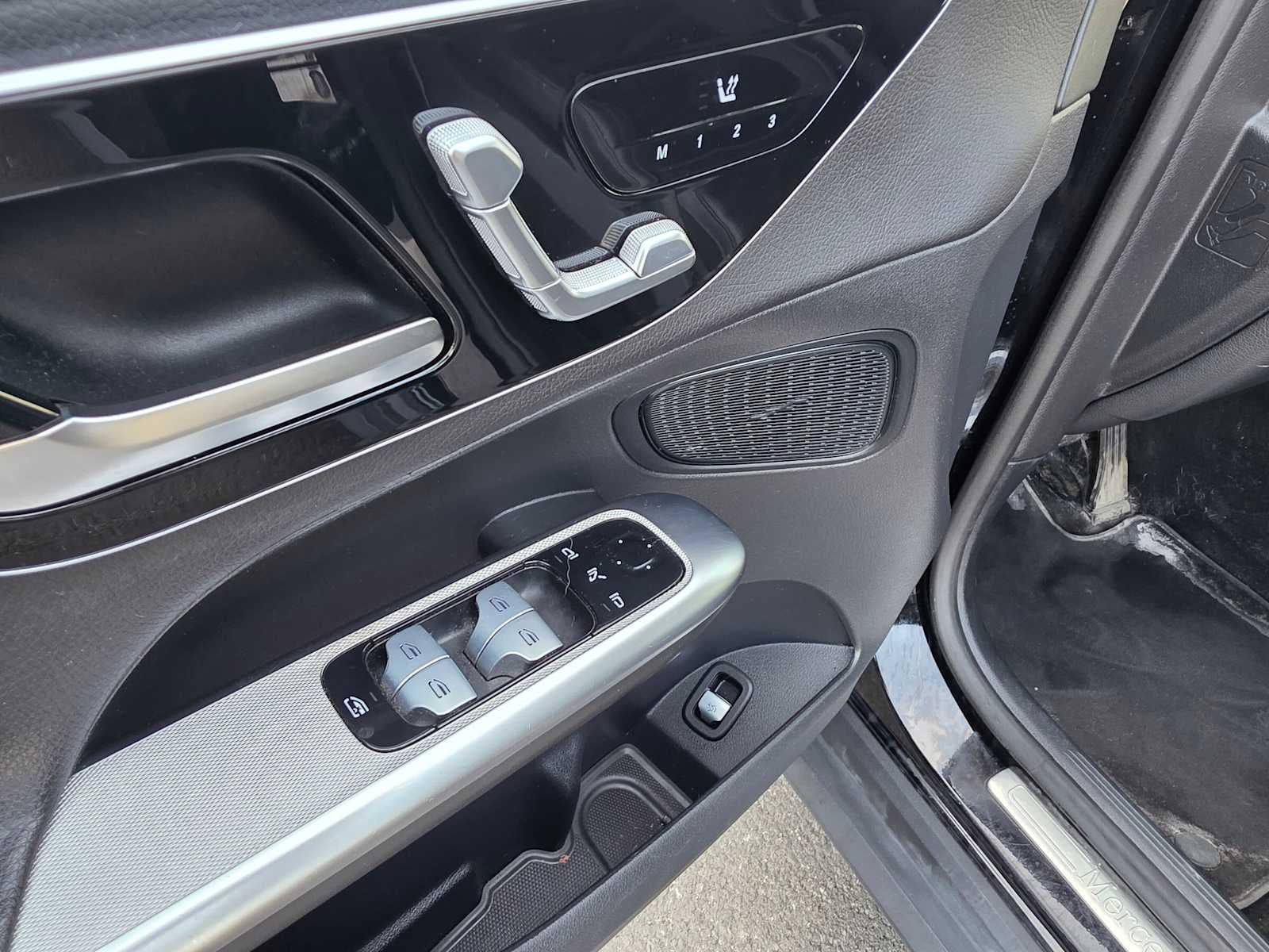 2023 Mercedes-Benz GLC 300 4MATIC® SUV
