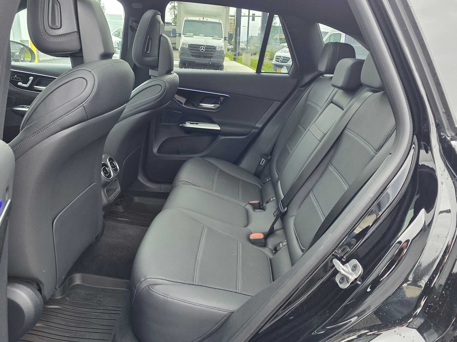 2026 Mercedes-Benz GLC 300 4MATIC® SUV