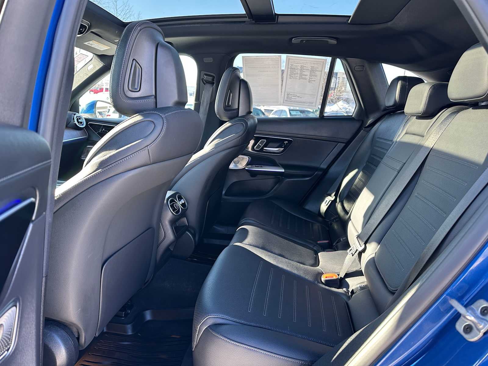 2025 Mercedes-Benz GLC 300 GLC 300