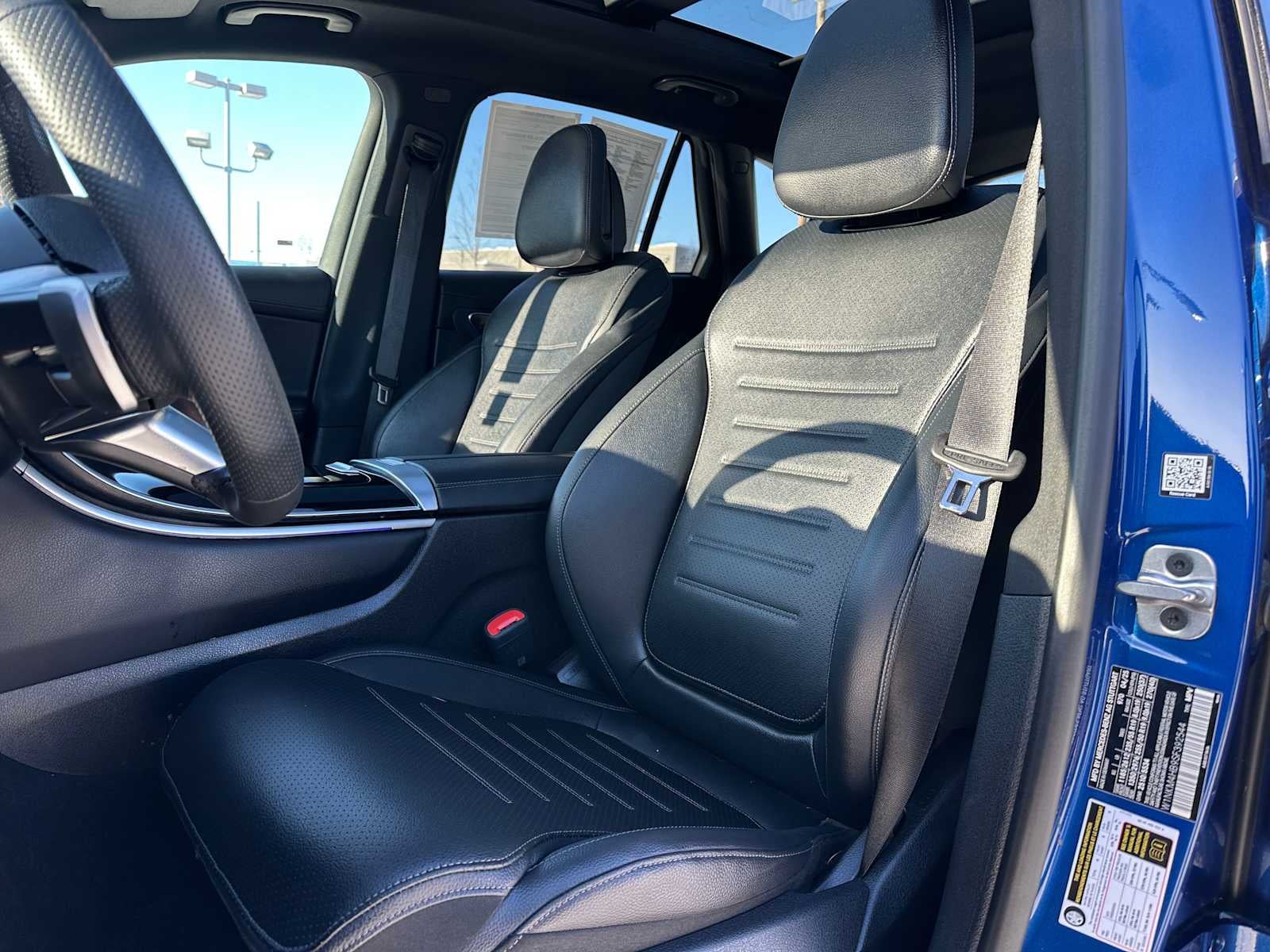 2025 Mercedes-Benz GLC 300 GLC 300