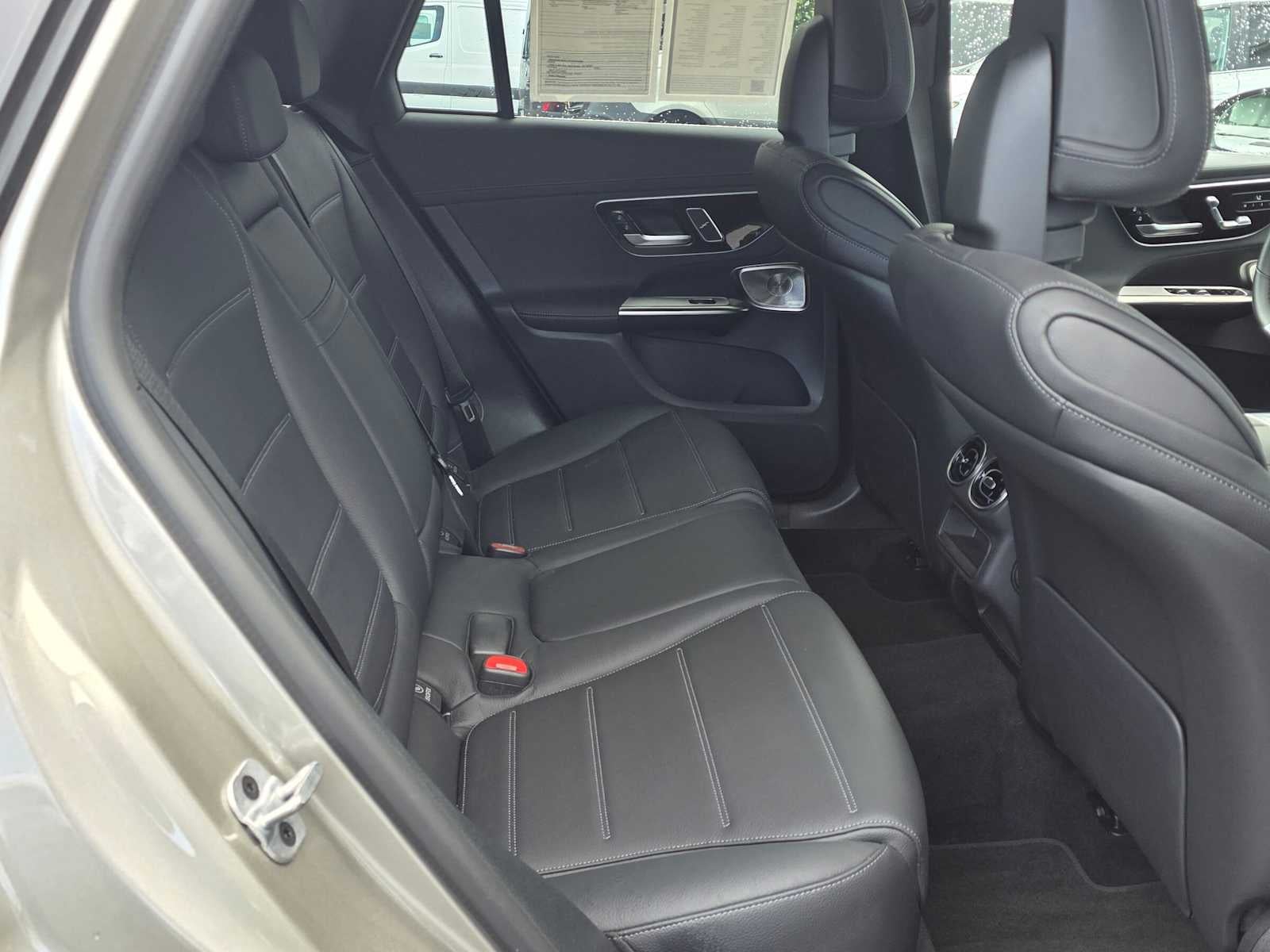 2024 Mercedes-Benz GLC 300 4MATIC® SUV