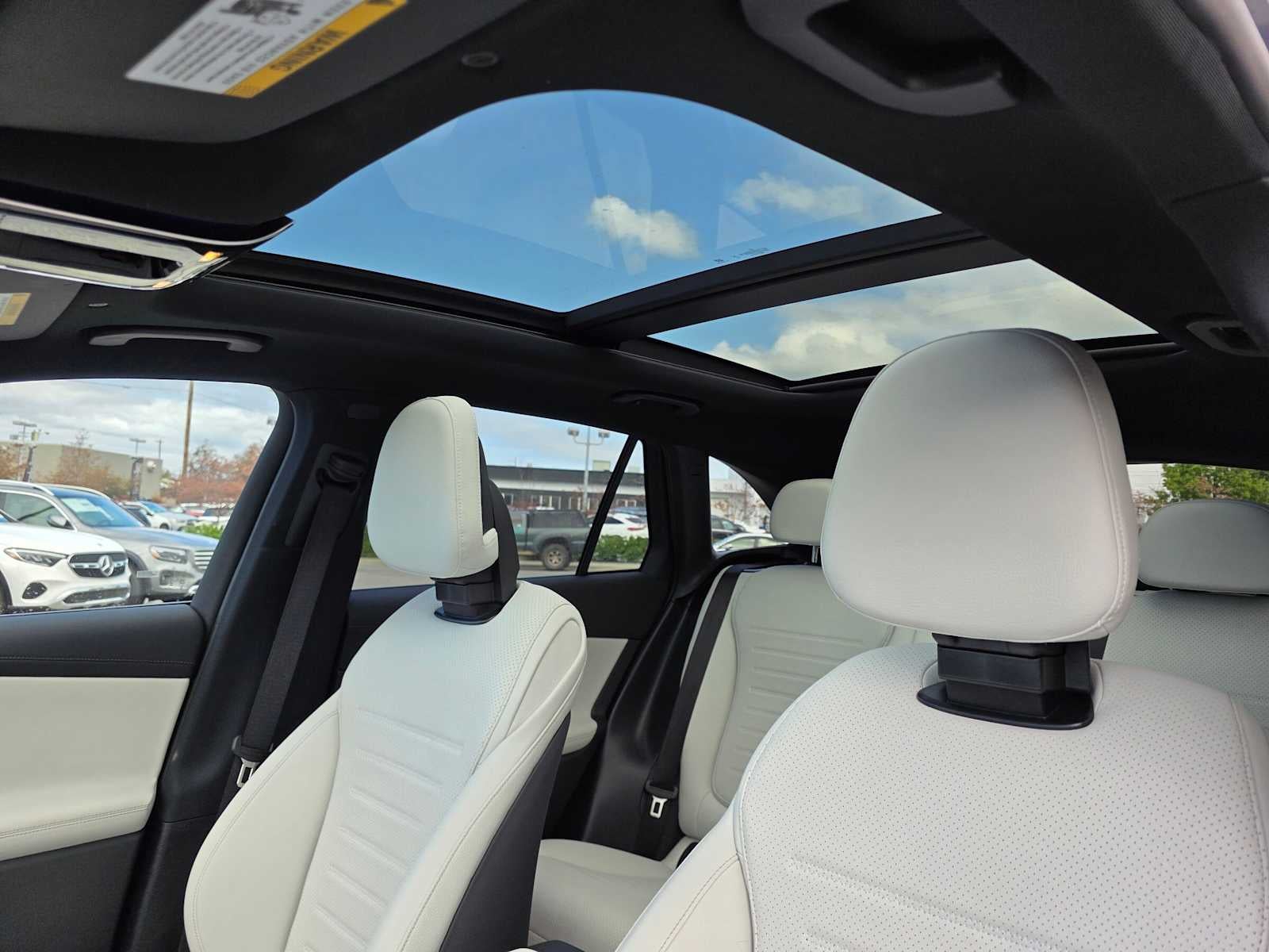 2025 Mercedes-Benz GLC 350e 4MATIC® SUV
