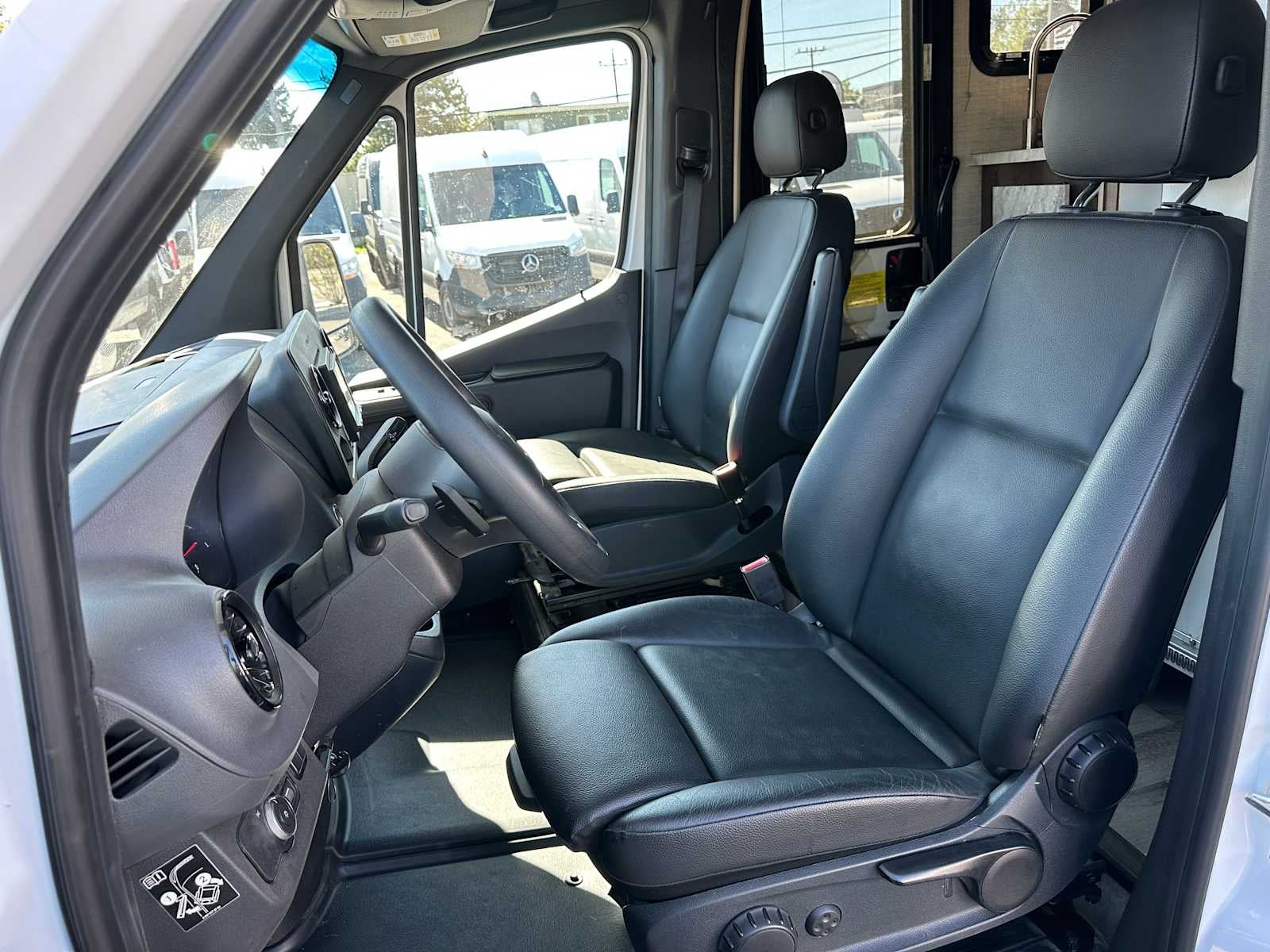 2021 Mercedes-Benz Sprinter 3500XD Standard Roof V6 170"