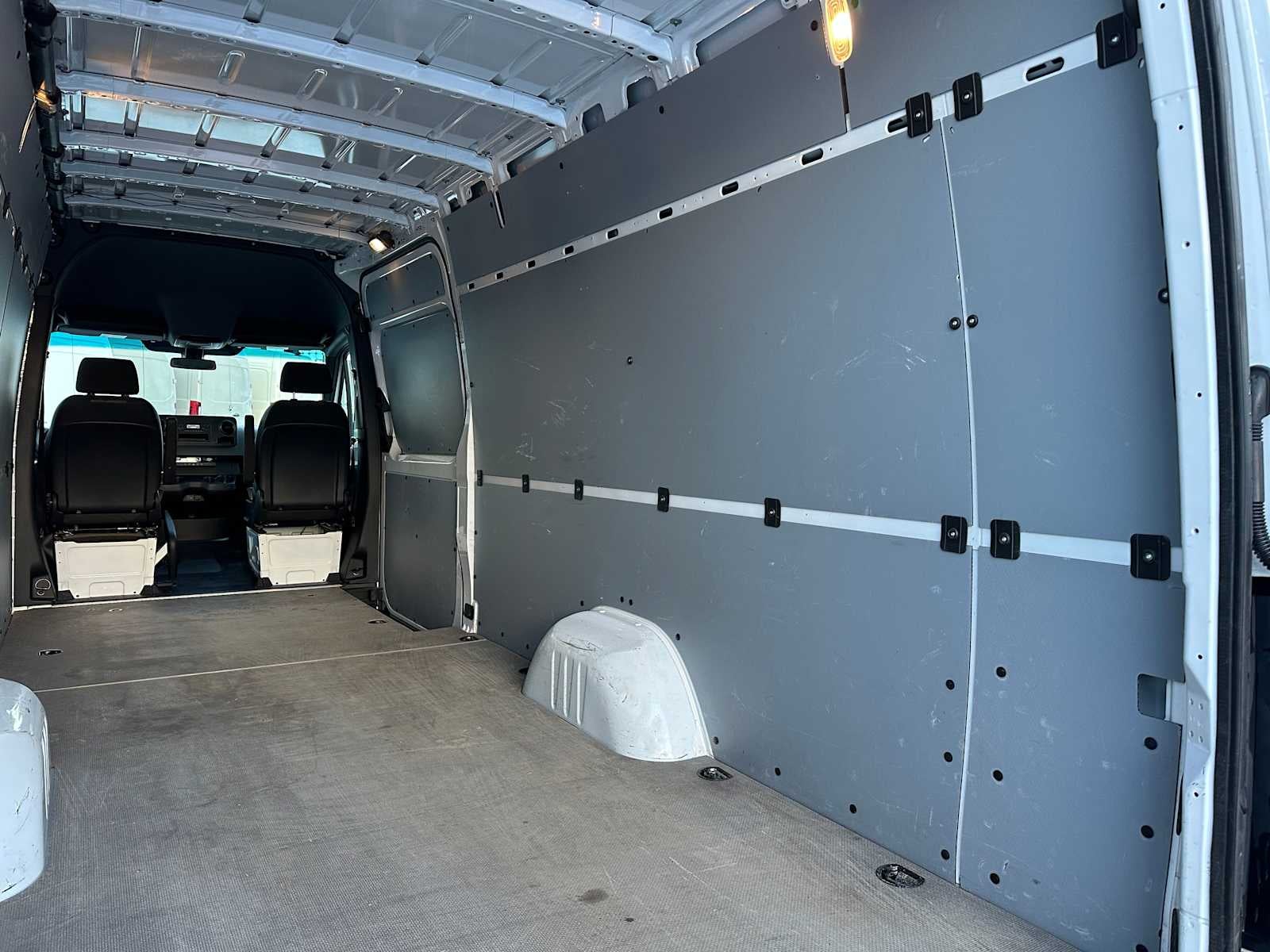 2023 Mercedes-Benz Sprinter 2500 High Roof I4 Diesel 170" Extended RWD