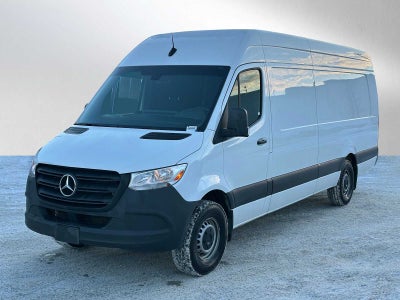 2023 Mercedes-Benz Sprinter 2500 High Roof I4 Diesel 170" Extended RWD
