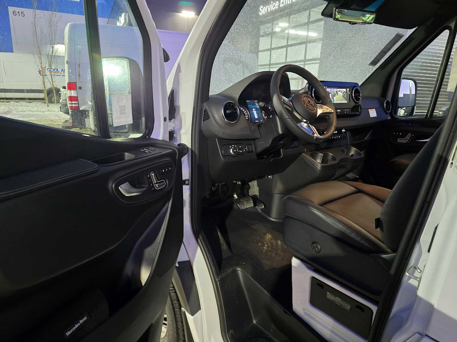 2026 Mercedes-Benz Sprinter 2500 Standard Roof I4 Diesel HO 144" RWD