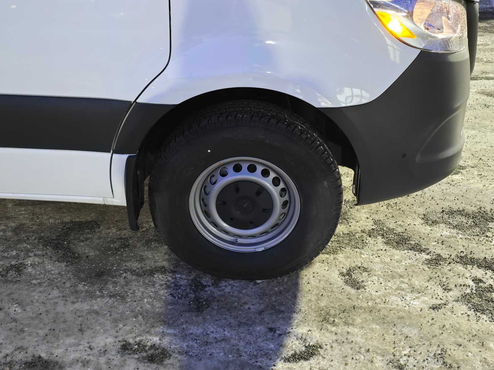 2026 Mercedes-Benz Sprinter 2500 Standard Roof I4 Diesel HO 144" RWD