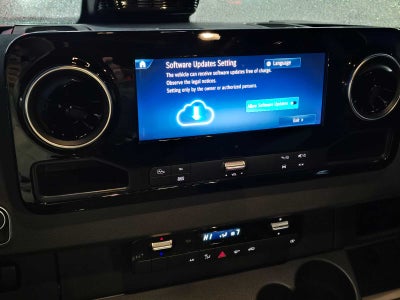 2026 Mercedes-Benz Sprinter 2500 Standard Roof I4 Diesel HO 144" AWD