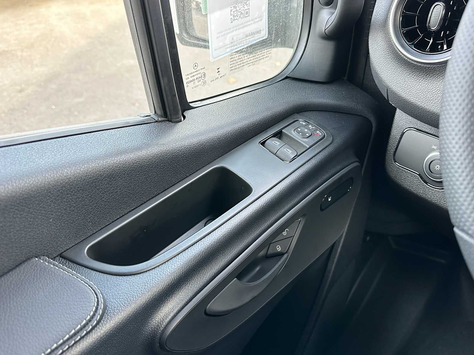 2026 Mercedes-Benz Sprinter 2500 Standard Roof I4 Diesel HO 144" AWD