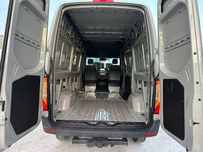 2026 Mercedes-Benz Sprinter 2500 Standard Roof I4 Diesel HO 144" AWD