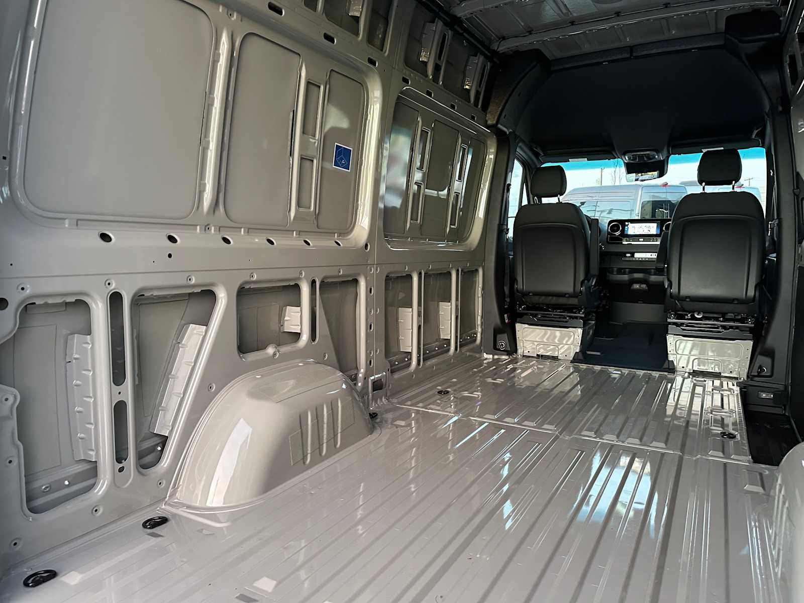 2026 Mercedes-Benz Sprinter 2500 Standard Roof I4 Diesel HO 144" AWD