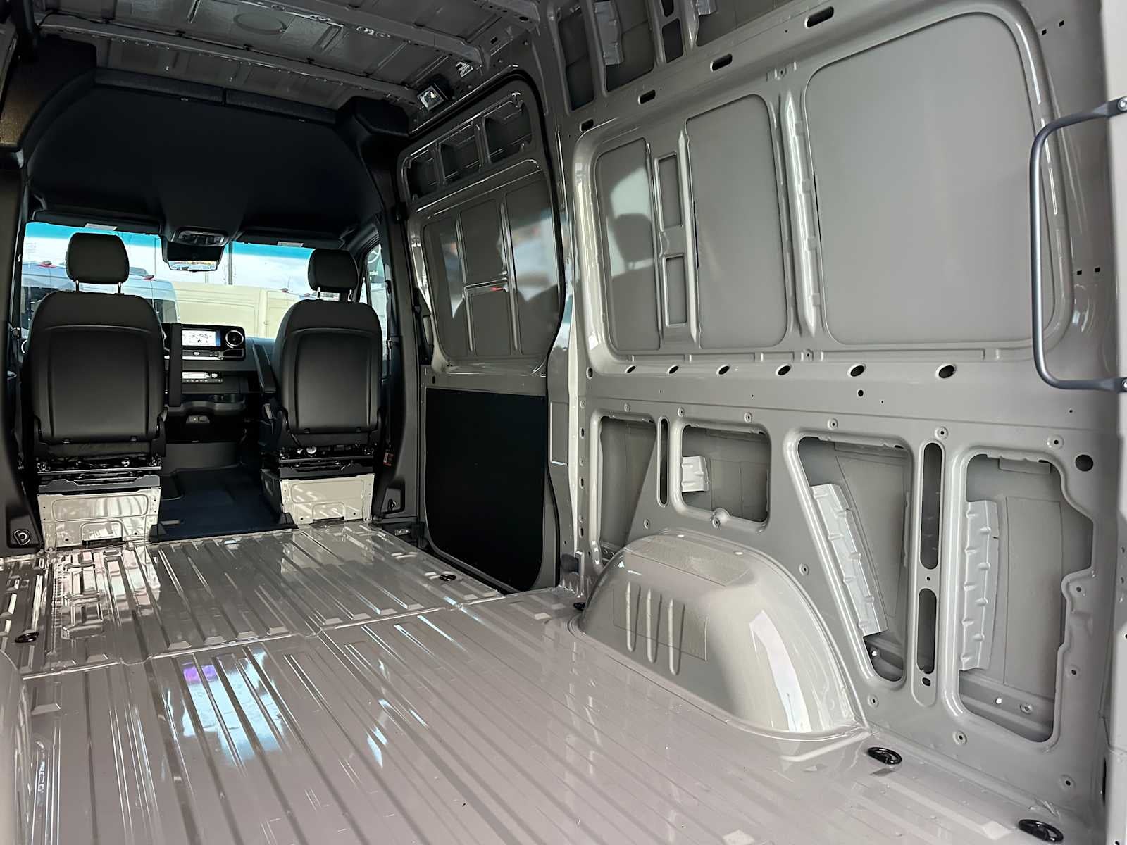 2026 Mercedes-Benz Sprinter 2500 Standard Roof I4 Diesel HO 144" AWD