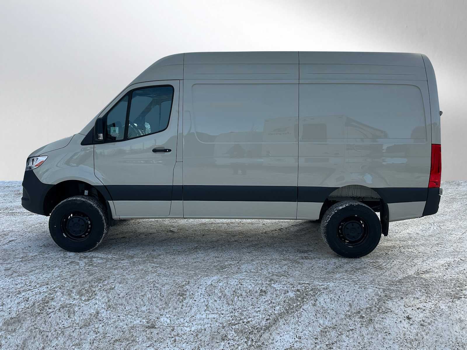 2025 Mercedes-Benz Sprinter 2500 Standard Roof I4 Diesel HO 144" AWD